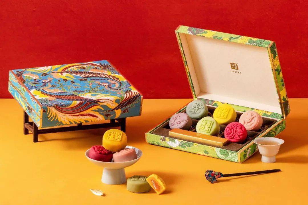 月饼最新礼盒,融合变化、学习与自信的力量