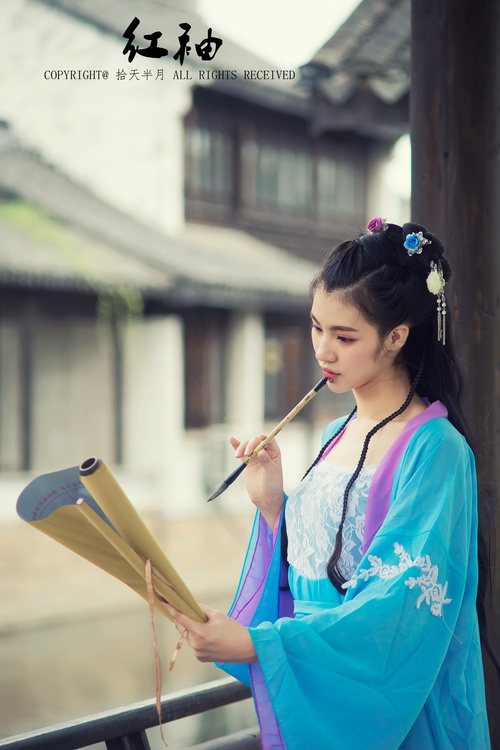 最新红袖，拥抱自然，探寻内心桃花源