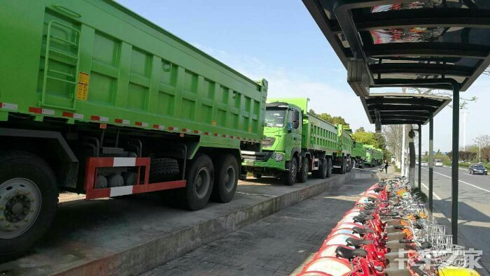 最新前四后八车队招揽业务,小巷美食之旅的启程号角