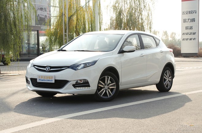 长安逸动XT最新报价及市场走势与个人立场分析