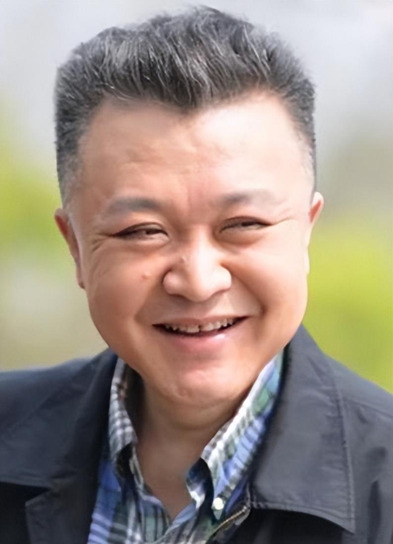 演员马晓峰，演艺之路的闪耀之星