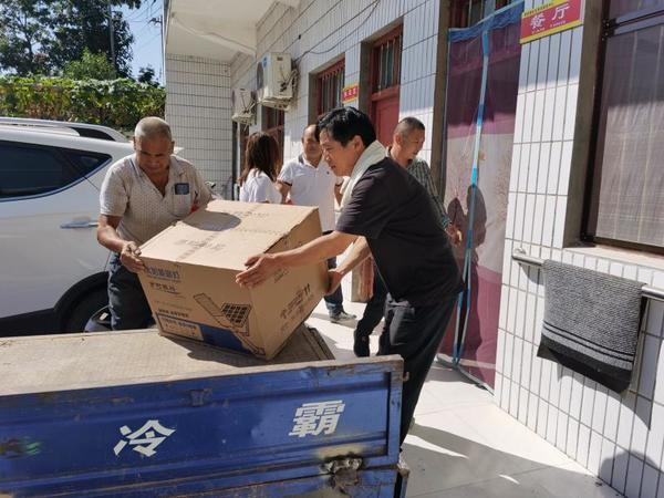 郑州太阳能路灯价格深度探讨与分析