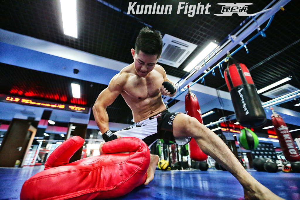 杨建平比赛,小巷深处的隐藏力量展现