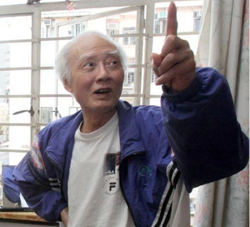 六十寸电视长宽揭秘，家庭温馨与屏幕世界的交融日常