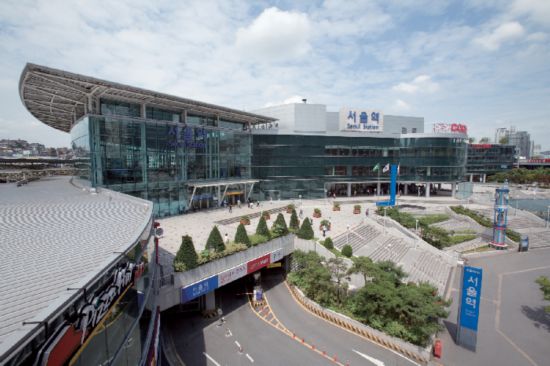 首尔站最新变化，不灭学习之光，城市发展的见证